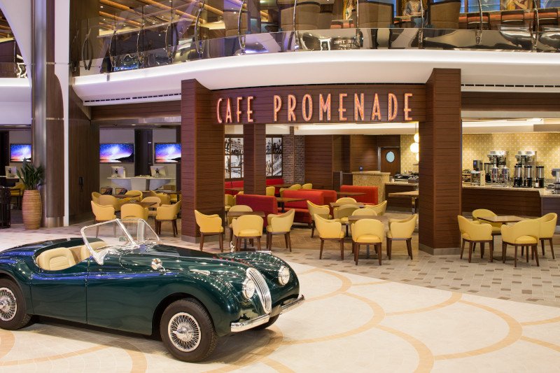 cafe promenade