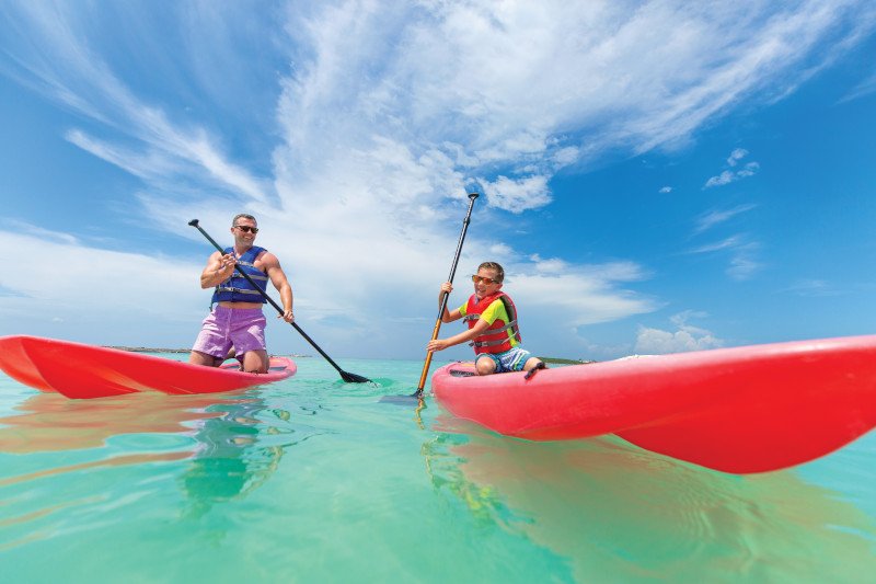Perfect Day at CocoCay: guía completa para disfrutar la isla privada de Royal Caribbean rci pdc 062019 cc ahendel paddleboard 3139 ret cmyk