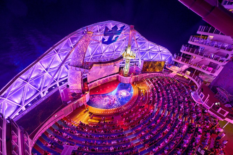 rci wn 042022 brand riverjordan aquatheater apr9 cam a1123 1